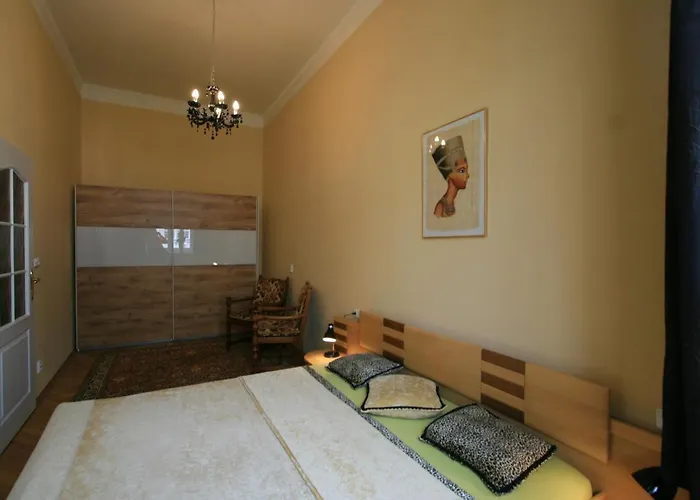 Apartment No. 20 Jaltska 3
